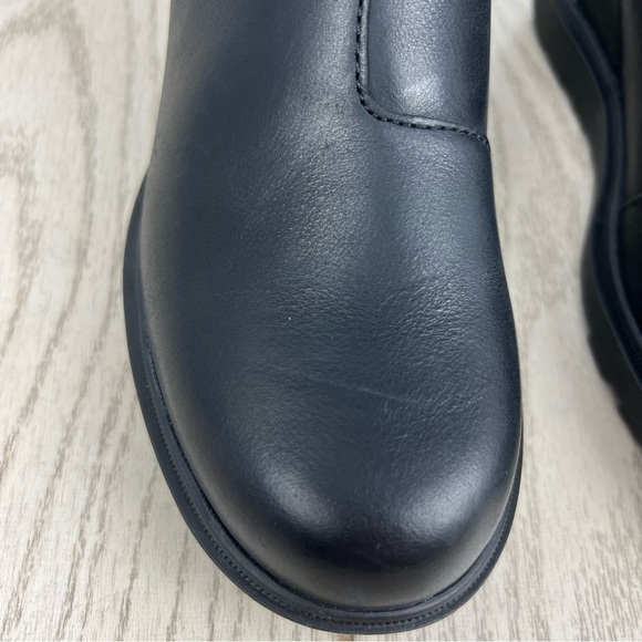 Sorel Women's Evie II Zip Ankle Bootie US7 Black Leather $150 - Picture 4 of 13